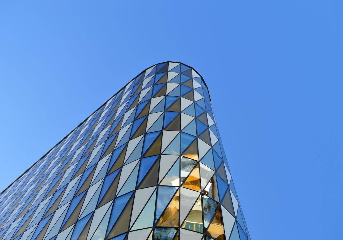 星空体育官方网站-前裁判：尽管拉齐奥后卫手臂也碰到球，但米兰进球被取消是正确的